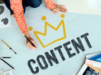 Italian Directory, Chi non pubblica sui social alzi la mano! 1